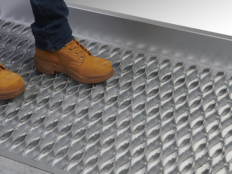 Safety Grating Walkway Channels - Grating Pacific